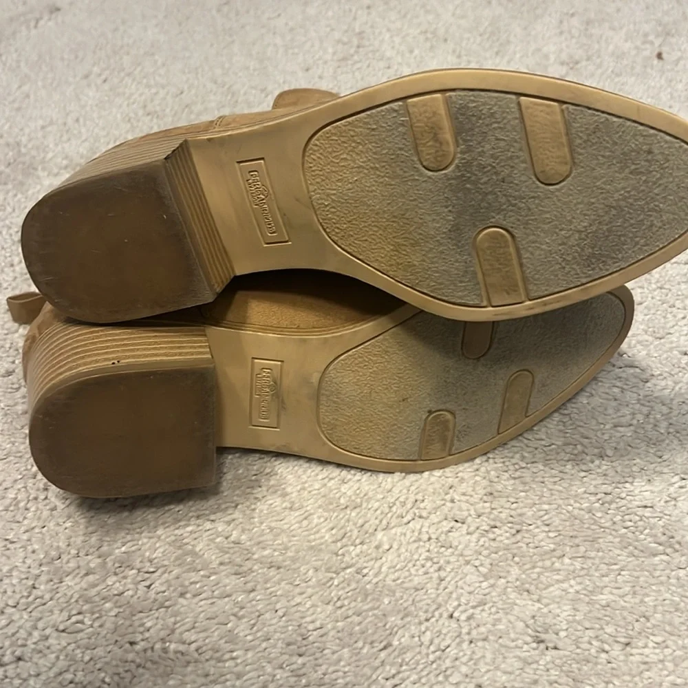 Light brown booties - Picture 3 of 3